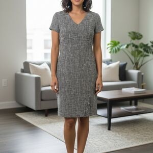 Banana Republic Textured V-Neck Midi Dress in Charcoal